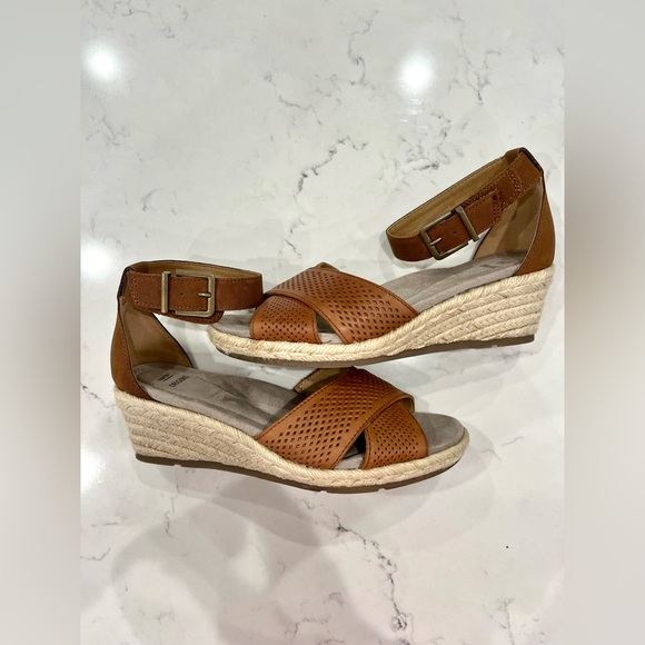 Earth Origins Naples Natasha Espadrille. Tan. Size 8M.  Great used condition! - Picture 10 of 10